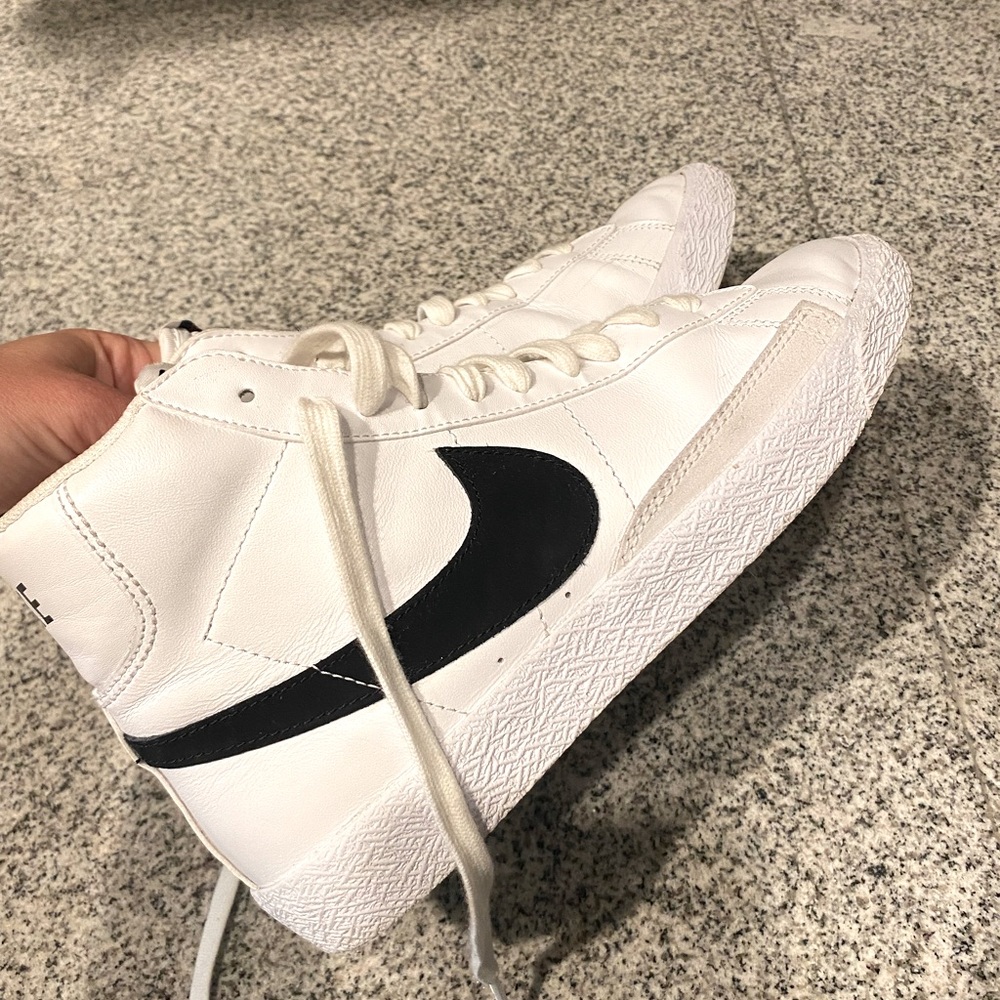 Nike Blazer 77 Mid